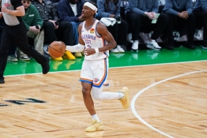 哪些現(xiàn)役球員讓你想到自己？皮爾斯：亞歷山大、塔圖姆、巴特勒