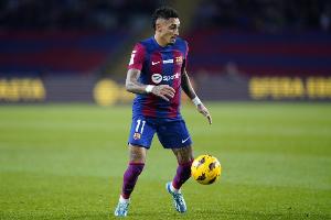 記者：拉菲尼亞、費蘭-托雷斯、克里斯滕森缺席巴薩訓練