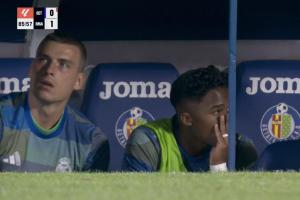 ??西媒：恩德里克知道沒有機(jī)會出場后怒踢水瓶，阿隆索不高興