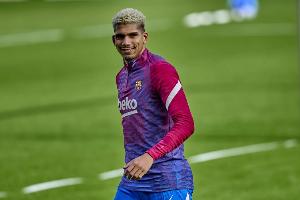 阿斯預(yù)測(cè)巴薩vs奧林匹亞科斯首發(fā)：阿勞霍隊(duì)長(zhǎng)，拉什福德踢中鋒