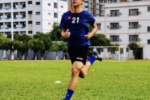 對(duì)中國足球死心！前球員：新人進(jìn)隊(duì)被欺負(fù)，凌晨被叫醒幫買避孕套