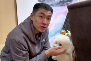 高詩巖妻子更新社媒：最近素材太多了 先發(fā)一個(gè)帶娃日常