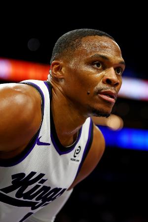 美媒調(diào)侃：現(xiàn)在的威少就像凱爾特人時期的大鯊魚