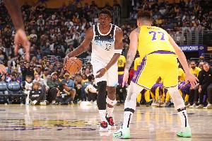 28隊打完賽季揭幕戰(zhàn)！東契奇、馬克西、文班和華子已經(jīng)砍下4個40+