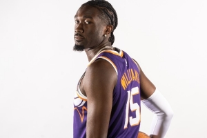 揭幕戰(zhàn)對陣國王！太陽記者：中鋒馬威預計出戰(zhàn)20-24分鐘