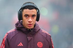 穆西亞拉：重返訓(xùn)練場(chǎng)的感覺太棒了，希望能以100%的狀態(tài)回歸