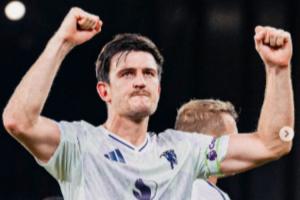 聲援！洛夫倫回復(fù)羅馬諾為馬奎爾所撰長(zhǎng)文：作為軍迷，馬奎好樣的