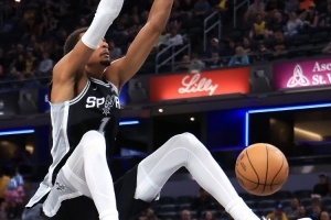 考辛斯：我們一直討論詹庫杜之后誰是聯(lián)盟門面 文班給了我們答案