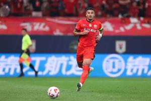 海港跟隊記者：蔣光太因感冒沒達(dá)到首發(fā)標(biāo)準(zhǔn)，加布里埃爾受傷缺陣