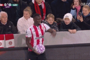 利物浦第5分鐘丟球！小蜜蜂大力手拋球，瓦塔拉凌空勾射破門