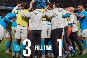 終結(jié)連續(xù)5場(chǎng)交鋒不勝！那不勒斯3-1國(guó)米，時(shí)隔兩年半再勝對(duì)手