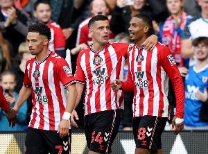 客場(chǎng)絕殺切爾西！伊西多：這場(chǎng)勝利并不讓我意外，勝利獻(xiàn)給球迷