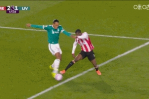 紅軍再丟一球！范戴克禁區(qū)線放倒瓦塔拉送點！蒂亞戈點射破門