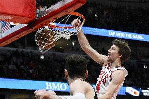 布澤利斯談新賽季目標：個人方面進步最快球員 球隊方面總冠軍