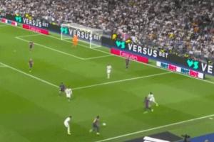 1v2天秀拉球+轉(zhuǎn)身磕球！卡馬文加：解鎖新位置，右邊鋒???