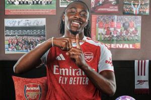 詹?。簶屖指邔雍徒叹殘F隊有預(yù)見性 狠抓防守引援也鞏固防守優(yōu)勢