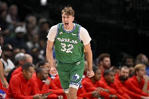 0失誤控鋒！弗拉格NBA首勝22分4板4助??生涯首個(gè)20+！