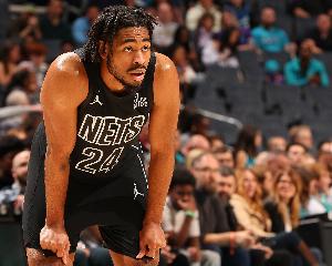 獨木難支！卡梅隆-托馬斯25中11空砍全場最高40分 罰球13中13