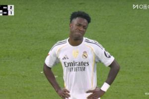 ESPN記者：阿隆索換下維尼修斯因他在一次防守中沒跟上對手