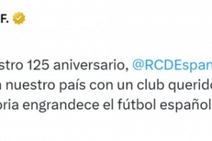 皇馬社媒：祝賀西班牙人成立125周年，你們?yōu)槲靼嘌雷闱蛟龉馓聿? >
                                        </div>
                                    </div>
                                                                        <div   id=