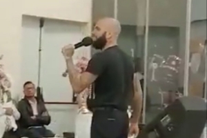 西媒：阿爾維斯近來成為了一名傳教士，此前他因性侵指控入獄