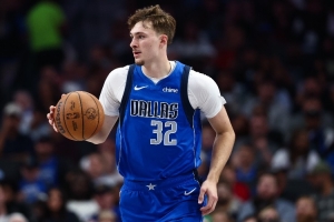 加內(nèi)特：我不喜歡弗拉格打控衛(wèi) 他最好是打前鋒&要讓他跑起來