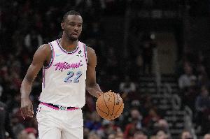 斯波：維金斯開始越來越適應(yīng)當前角色 他有能力打出高水平表現(xiàn)