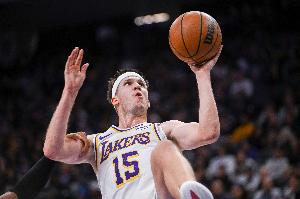 落選秀→最強三當(dāng)家！3次絕殺&本季1394萬 里夫斯未來該拿多少？