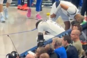 患有雙側(cè)跟腱勞損！濃眉在場(chǎng)邊蹲著撫摸小腿許久 隊(duì)友滿臉擔(dān)憂