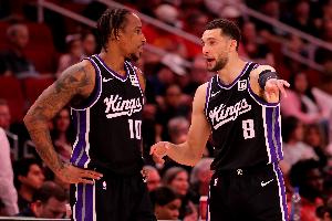 是真的不搭？小薩&拉文&德羅贊同時(shí)在場(chǎng)時(shí) 球隊(duì)凈效率-12.3分！