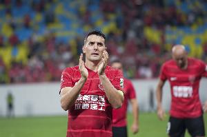 媒體人：上海海港有意周定洋有段時間了，不只是為了今年爭冠