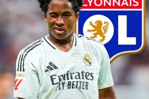 租借費(fèi)半年約450萬(wàn)歐！記者：里昂領(lǐng)跑恩德里克爭(zhēng)奪戰(zhàn)