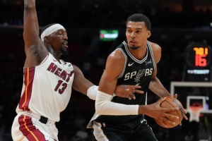 周四競彩籃球強檔：熱火顯露黑馬相 馬刺連創(chuàng)佳績