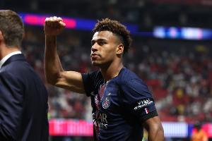 隊報：杜埃右大腿嚴(yán)重撕裂，將缺陣數(shù)周時間，無緣出戰(zhàn)拜仁