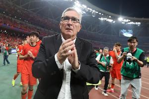 足球報(bào)：伊萬(wàn)把最令人失望的履歷留給了國(guó)足，未做到知人善任