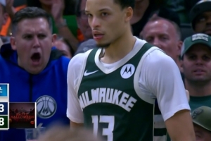 打停勇士！羅林斯突破上籃再拿兩分&個(gè)人已經(jīng)拿下24分