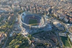 能容納10.5萬人！每體曬諾坎普現(xiàn)狀，巴薩7天后重返此地公開訓(xùn)練