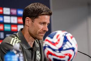 TA：盡管皇馬更衣室有人不滿阿隆索，但只要成績好就不會有大問題