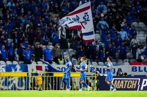 滬媒：申花爭冠被動根源不僅在于實(shí)力的細(xì)微差距，更暴露經(jīng)驗(yàn)短板