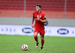 足球報(bào)：英博希望主場(chǎng)精彩收官，海港末輪還要打起12分精神