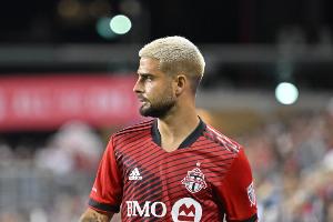 意媒：因西涅希望加盟拉齊奧與薩里重聚，拒絕了多支球隊(duì)的報(bào)價(jià)