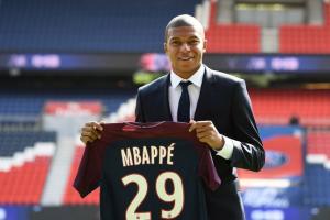 從未低谷！17/18賽季19歲姆巴佩，單賽季“僅”21球生涯最低