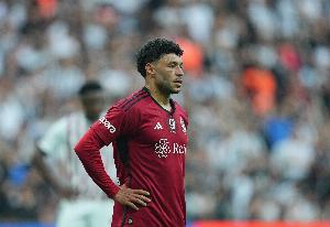 天空體育：張伯倫回歸阿森納訓(xùn)練，等待找到下家