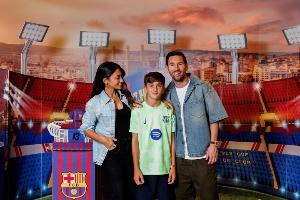 終生紅藍(lán)！梅西一家為蒂亞戈慶祝13歲生日，派對(duì)充滿巴薩元素