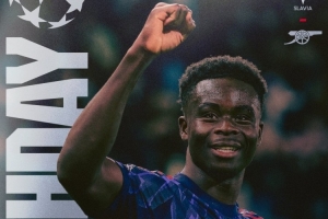 劍指三分！阿森納發(fā)布本輪歐冠海報：薩卡單人出鏡