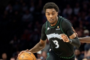 攻防全能！麥克丹尼爾斯11中9砍22分3板3助2斷1帽 三分3中2