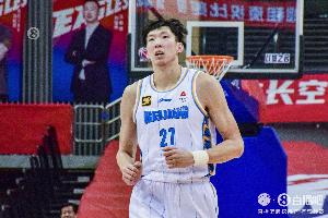周琦替補(bǔ)！四川全運(yùn)男籃首戰(zhàn)對陣湖北 胡金秋&孫銘徽領(lǐng)銜首發(fā)