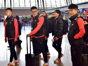 回歸土帥！國足近5任主帥：里皮、李鐵、李霄鵬、揚科維奇、伊萬