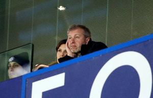 電訊報：出售切爾西資金仍遭凍結無法捐出，阿布發(fā)聲明表示不滿