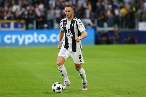 博班：庫普梅納斯是純粹的中場，長遠來看他可能無法適應踢中后衛(wèi)